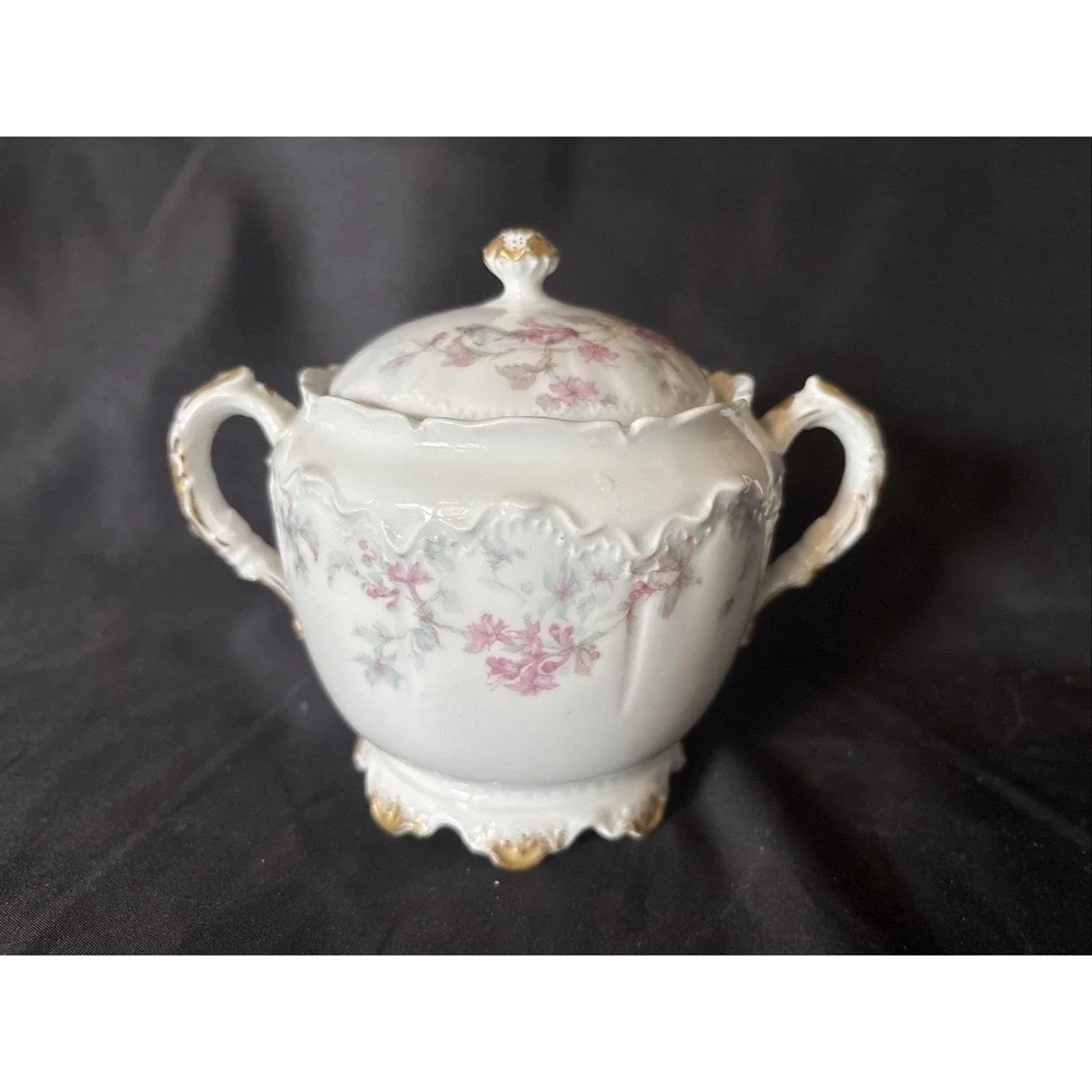 Theodore Haviland Limoges France Large Covered Sugar Bowl